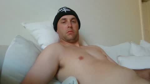 Snapshot of dustyroy09 chatting on 01-09-25, 04:08 dustyroy09 online show from 01-09-25, 04:08