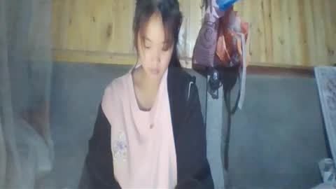 Snapshot of dusy_show chatting on 12-14-25, 12:05 dusy_show online show from 12-14-25, 12:05