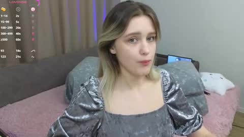 Dusya online show from 02-24-25, 04:36