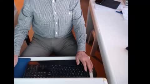 dutchpornking2 online show from 02-12-26, 07:36