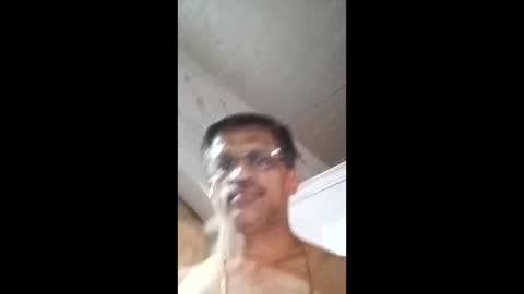 Snapshot of dvbhide chatting on 05-12-26, 11:18 dvbhide online show from 05-12-26, 11:18