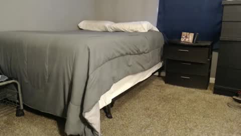 Snapshot of dwhitey4u chatting on 01-01-25, 08:15 dwhitey4u online show from 01-01-25, 08:15