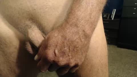 Snapshot of dwhitey4u chatting on 10-21-25, 12:17 dwhitey4u online show from 10-21-25, 12:17