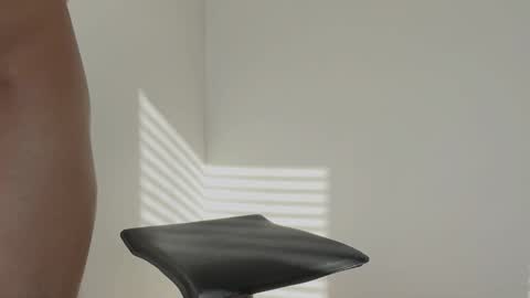 dxbsweeng online show from 10-14-25, 08:53