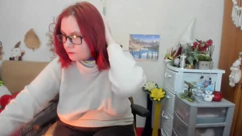 Snapshot of dyannelovee chatting on 02-14-25, 09:56 Dyanne online show from 02-14-25, 09:56