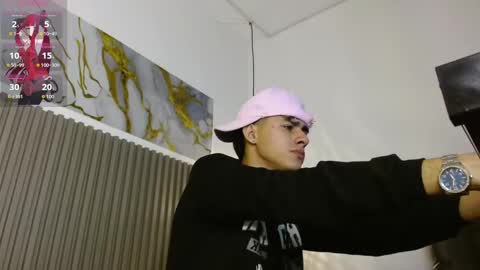 Snapshot of dyla_n18_ chatting on 09-25-25, 10:57 dyla_n18_ online show from 09-25-25, 10:57