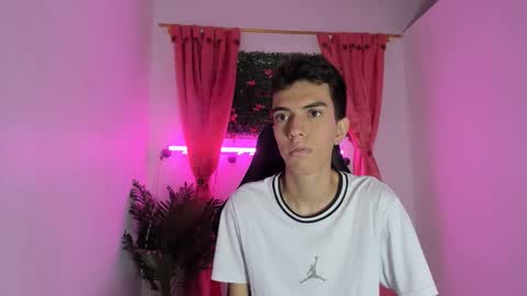 Dylan online show from 09-17-25, 11:23