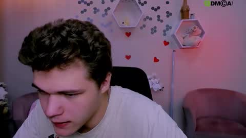 Snapshot of dylan_bold chatting on 09-27-25, 07:08 dylan_bold online show from 09-27-25, 07:08