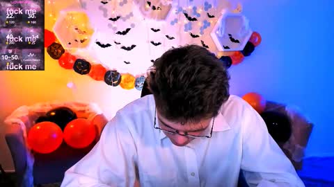 Snapshot of dylan_bold chatting on 10-26-25, 09:37 dylan_bold online show from 10-26-25, 09:37