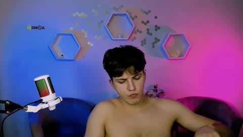 Snapshot of dylan_bold chatting on 12-03-25, 09:57 dylan_bold online show from 12-03-25, 09:57