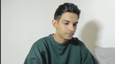 Snapshot of dylan_hoot chatting on 11-03-25, 07:37 Dylan online show from 11-03-25, 07:37