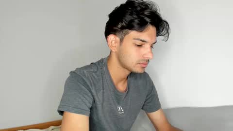 Snapshot of dylan_hoot chatting on 11-13-25, 06:29 Dylan online show from 11-13-25, 06:29