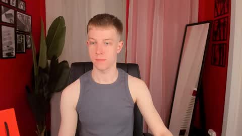 Snapshot of dylan_norton chatting on 05-07-26, 11:04 Dylan online show from 05-07-26, 11:04