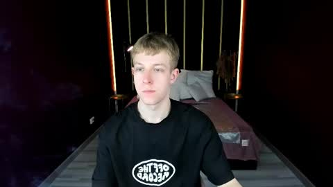 Snapshot of dylan_norton chatting on 06-09-26, 10:49 Dylan online show from 06-09-26, 10:49