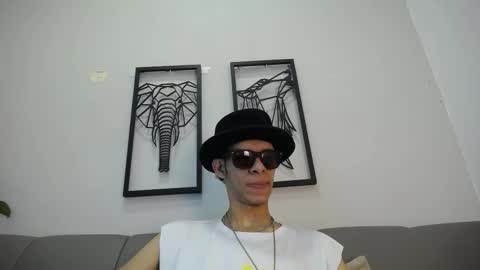 dylan_scotts online show from 10-03-25, 08:17