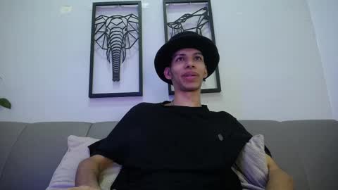 dylan_scotts online show from 10-06-25, 07:55