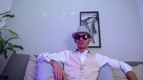 dylan_scotts online show from 10-10-25, 08:41