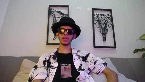 dylan_scotts online show from 10-21-25, 07:58