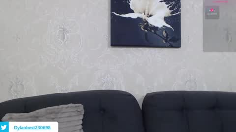 Dylan online show from 12-19-24, 11:39