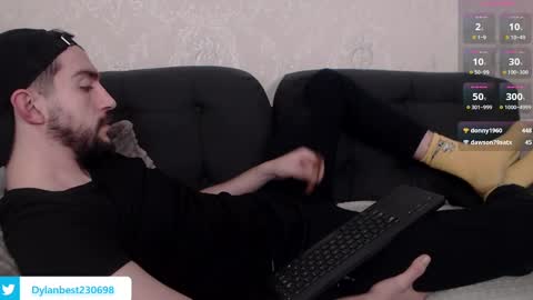 Dylan online show from 01-09-25, 06:17