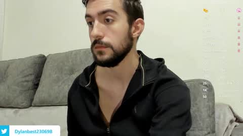 Dylan online show from 11-24-25, 04:34