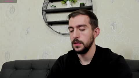 Snapshot of dylan_starxx chatting on 04-24-26, 12:24 Dylan online show from 04-24-26, 12:24