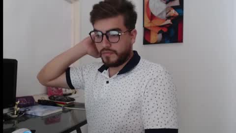 Snapshot of dylanhot10 chatting on 12-14-24, 08:18 dylanhot10 online show from 12-14-24, 08:18