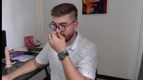 Snapshot of dylanhot10 chatting on 12-29-24, 07:32 dylanhot10 online show from 12-29-24, 07:32