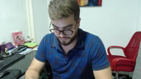 Snapshot of dylanhot10 chatting on 01-29-25, 12:22 dylanhot10 online show from 01-29-25, 12:22