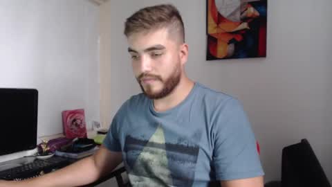 Snapshot of dylanhot10 chatting on 02-08-25, 10:08 dylanhot10 online show from 02-08-25, 10:08