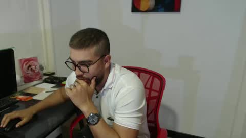 Snapshot of dylanhot10 chatting on 09-17-25, 11:39 dylanhot10 online show from 09-17-25, 11:39