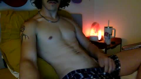 Snapshot of dylanluxe chatting on 09-22-25, 07:54 Dylan Luxe online show from 09-22-25, 07:54