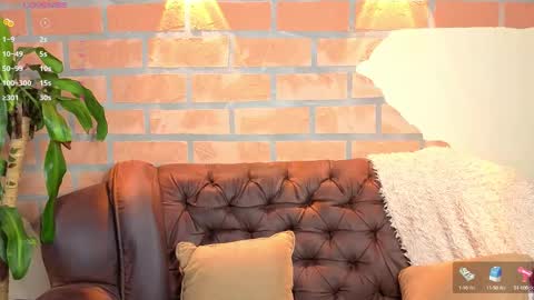 D Y L A N online show from 09-30-25, 11:32