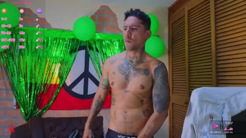 D Y L A N online show from 04-08-26, 02:11