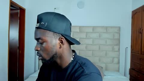 Dylan Taylor online show from 01-18-26, 07:28