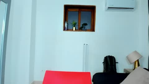 Snapshot of dylantaylor_1 chatting on 06-11-26, 12:47 Dylan Taylor online show from 06-11-26, 12:47