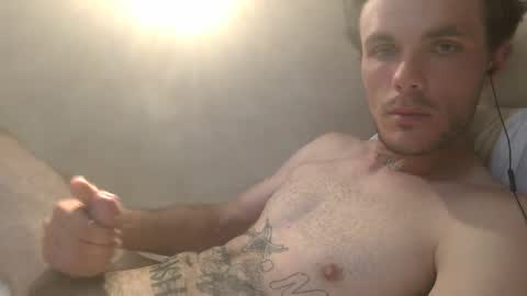 Snapshot of dylp400 chatting on 02-08-25, 11:55 dylp400 online show from 02-08-25, 11:55