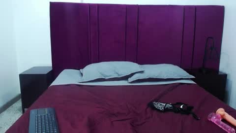 dymoni222 online show from 03-12-25, 06:00