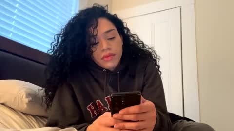 Dynasty online show from 02-13-25, 09:06