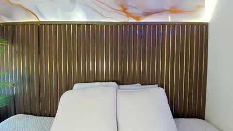 Call me Sofia online show from 02-08-26, 07:06