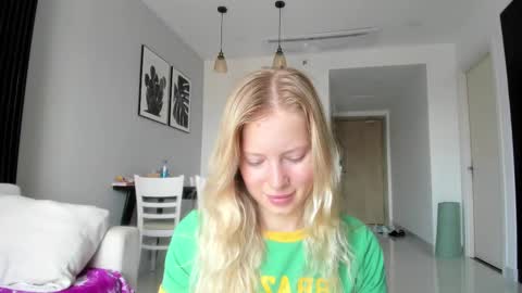 fansly - yourbestbaby online show from 02-13-25, 03:18