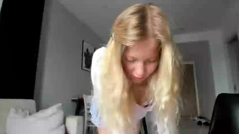 fansly - yourbestbaby online show from 02-14-25, 03:11