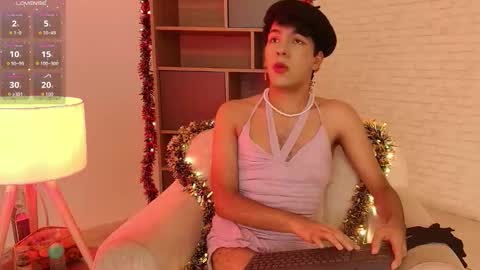 Snapshot of e_r_o_s_ chatting on 11-27-25, 11:29 John online show from 11-27-25, 11:29