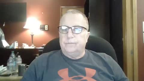 Snapshot of e_rectiom chatting on 12-25-24, 06:41 Mr Wonderful online show from 12-25-24, 06:41