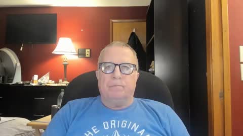 Snapshot of e_rectiom chatting on 01-09-25, 01:50 Mr Wonderful online show from 01-09-25, 01:50