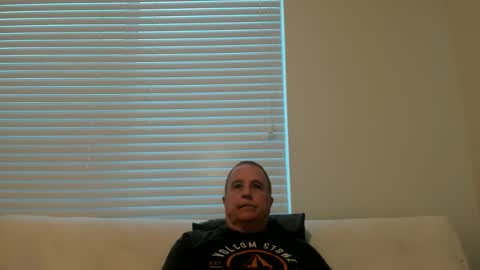 Snapshot of e_rectiom chatting on 03-04-25, 01:01 Mr Wonderful online show from 03-04-25, 01:01