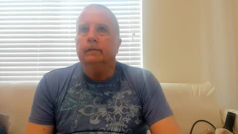 Mr Wonderful online show from 12-22-25, 09:01