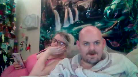 Snapshot of eandr6446 chatting on 11-26-25, 03:29 eandr6446 online show from 11-26-25, 03:29