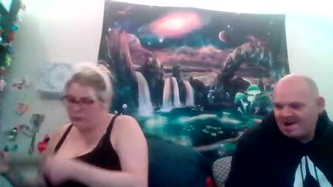 Snapshot of eandr6446 chatting on 11-30-25, 05:33 eandr6446 online show from 11-30-25, 05:33