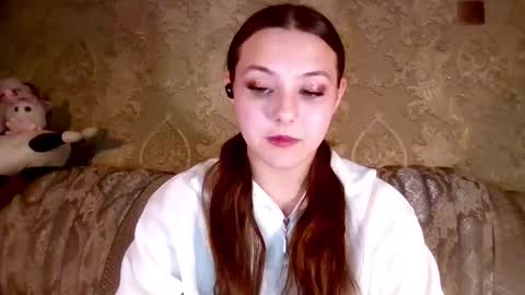 Yuni online show from 02-05-26, 03:05